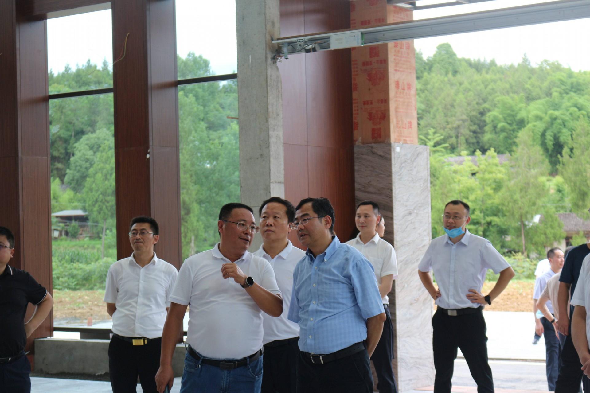 四川省人力資源和社會保障廳黨組成員、副廳長董宏杰蒞臨我公司調研工作